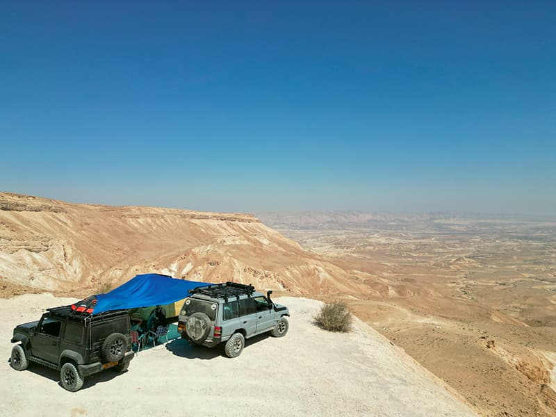 סתיו אתגרי: מעלה זיק, נחש צמא, אל מכתש רמון